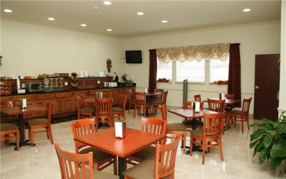 Budget Host Inn And Suites Cameron Exterior photo